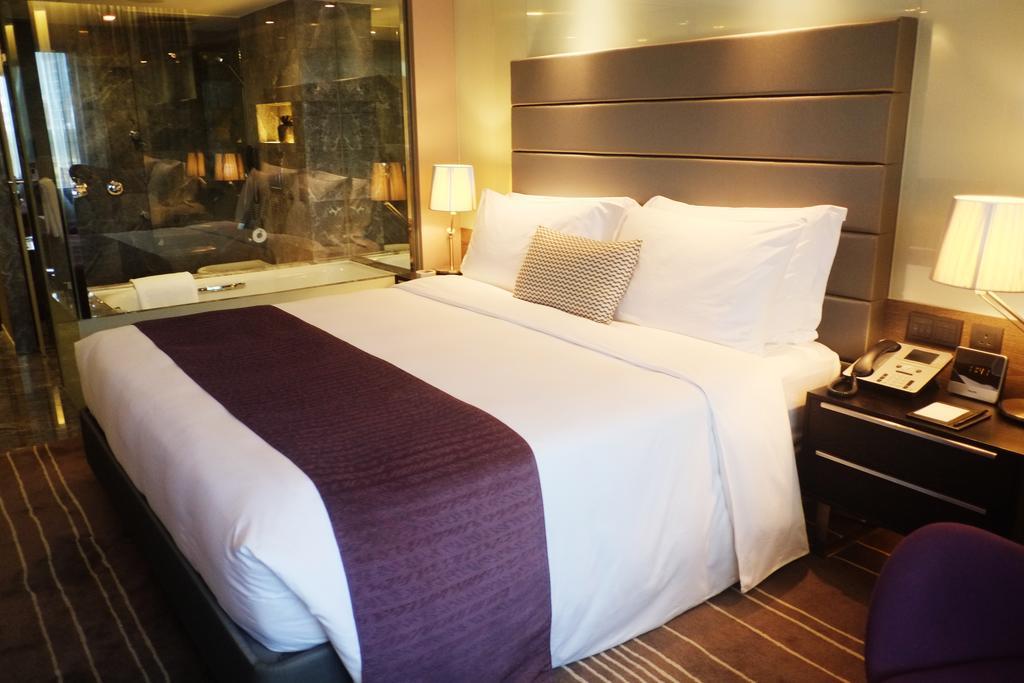 Executive Kamer met 2 Queensize Bedden
