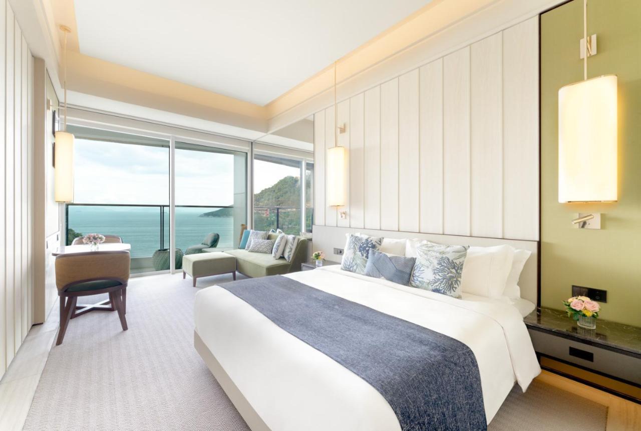 Balcony Oceanfront Room with King Bed