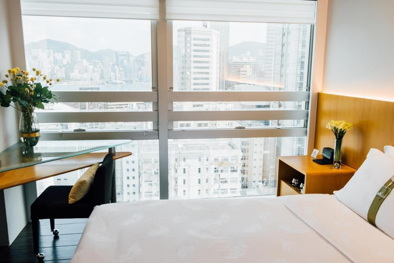 Quarto Standard com Cama de Casal ou 2 de Solteiro e Vista do Mar