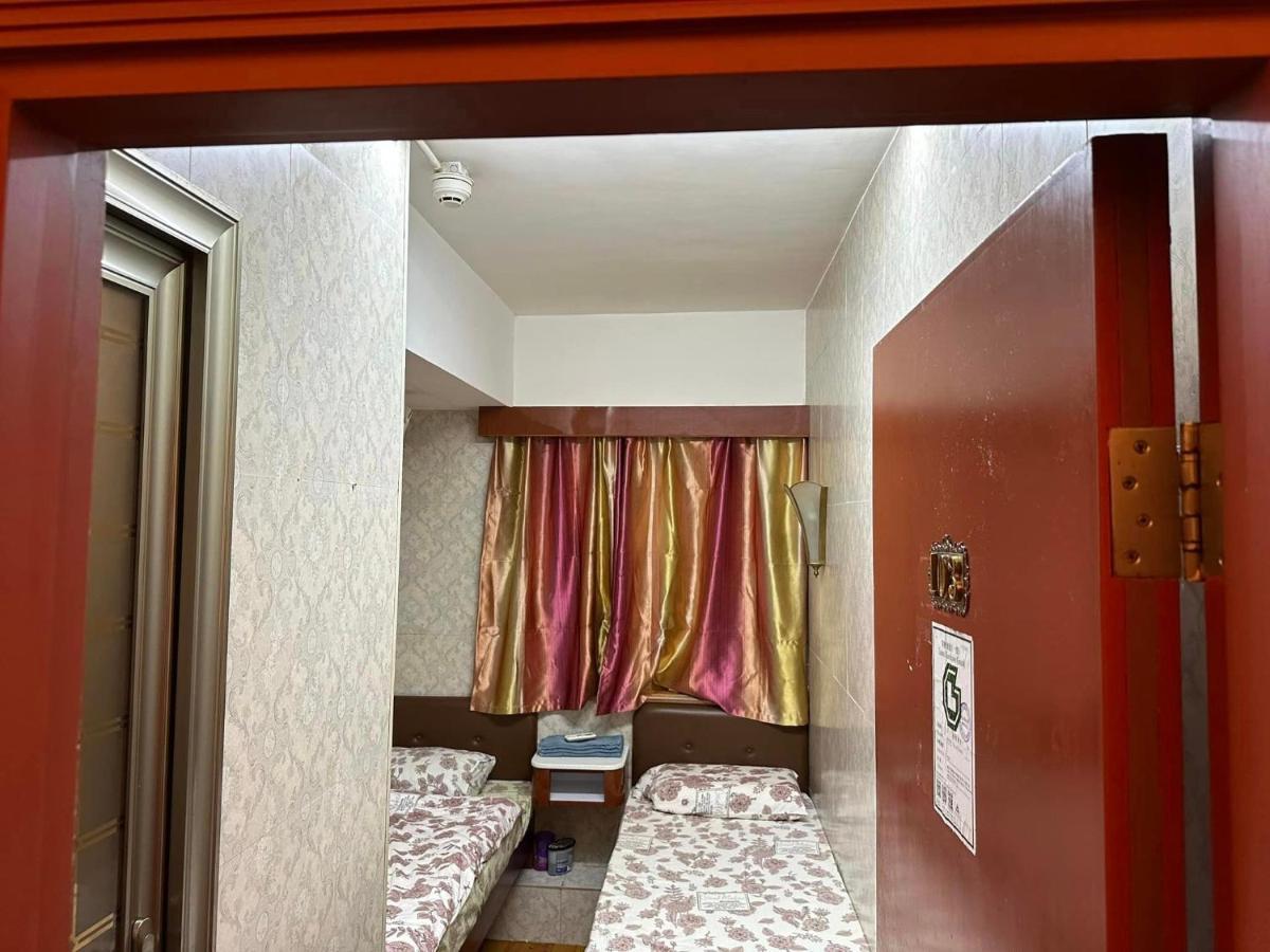 Family Room,1471742531:JPEG