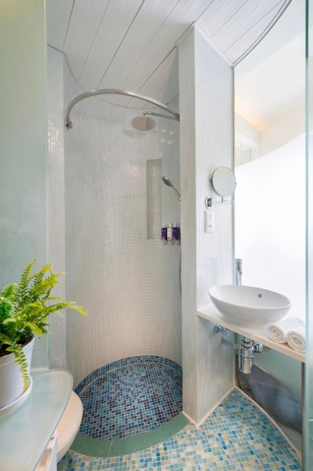 28-night Long Stay Package - Comfort Room - Weekly Housekeeping Service