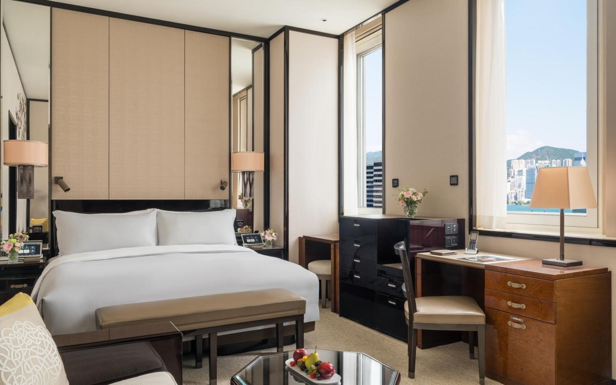 Deluxe Twin Room with Courtyard View