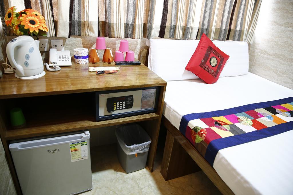 Standard Double Room,221873171:JPEG