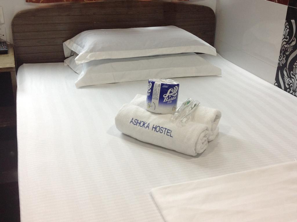 Deluxe Double Room,328753498:JPEG