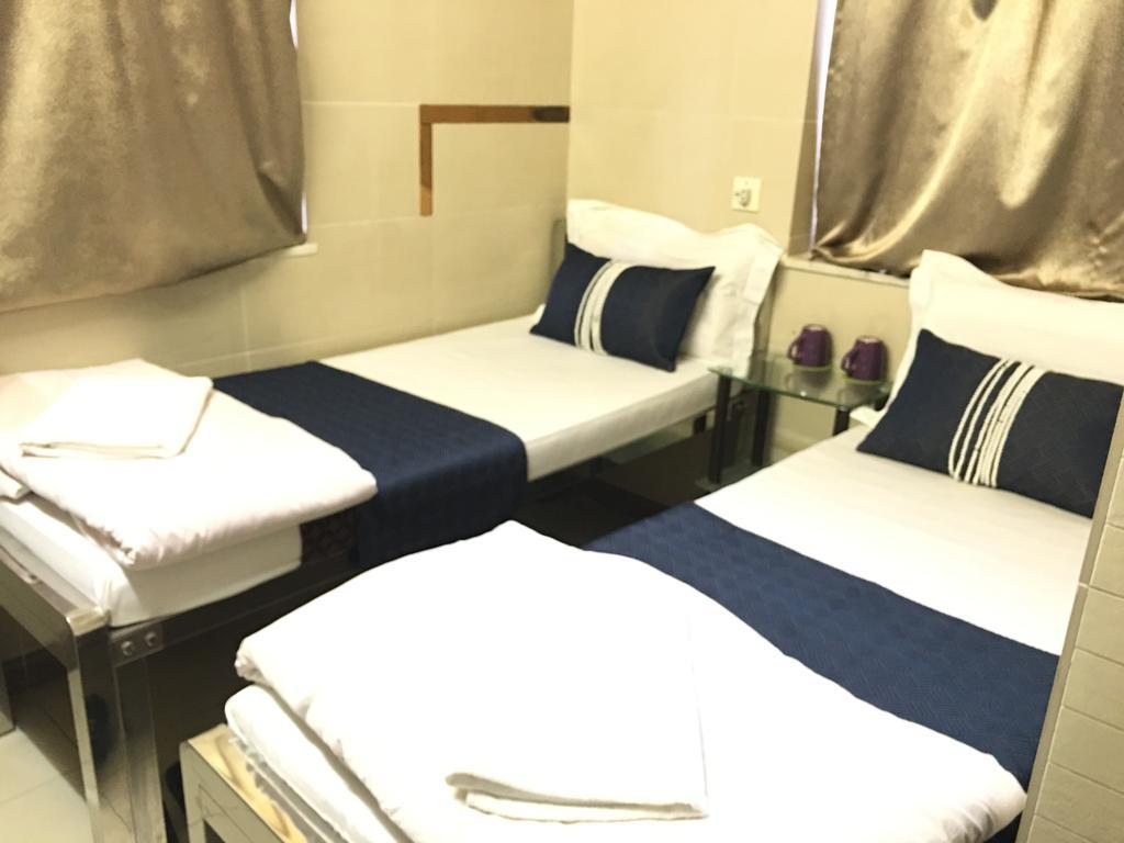 Quarto Comfort com 2 Camas de Solteiro