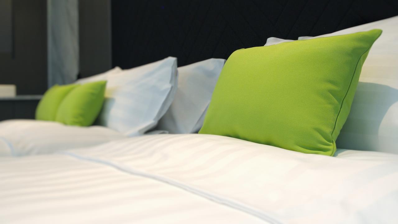 Adjoining Room (Family Room and Superior Room)
