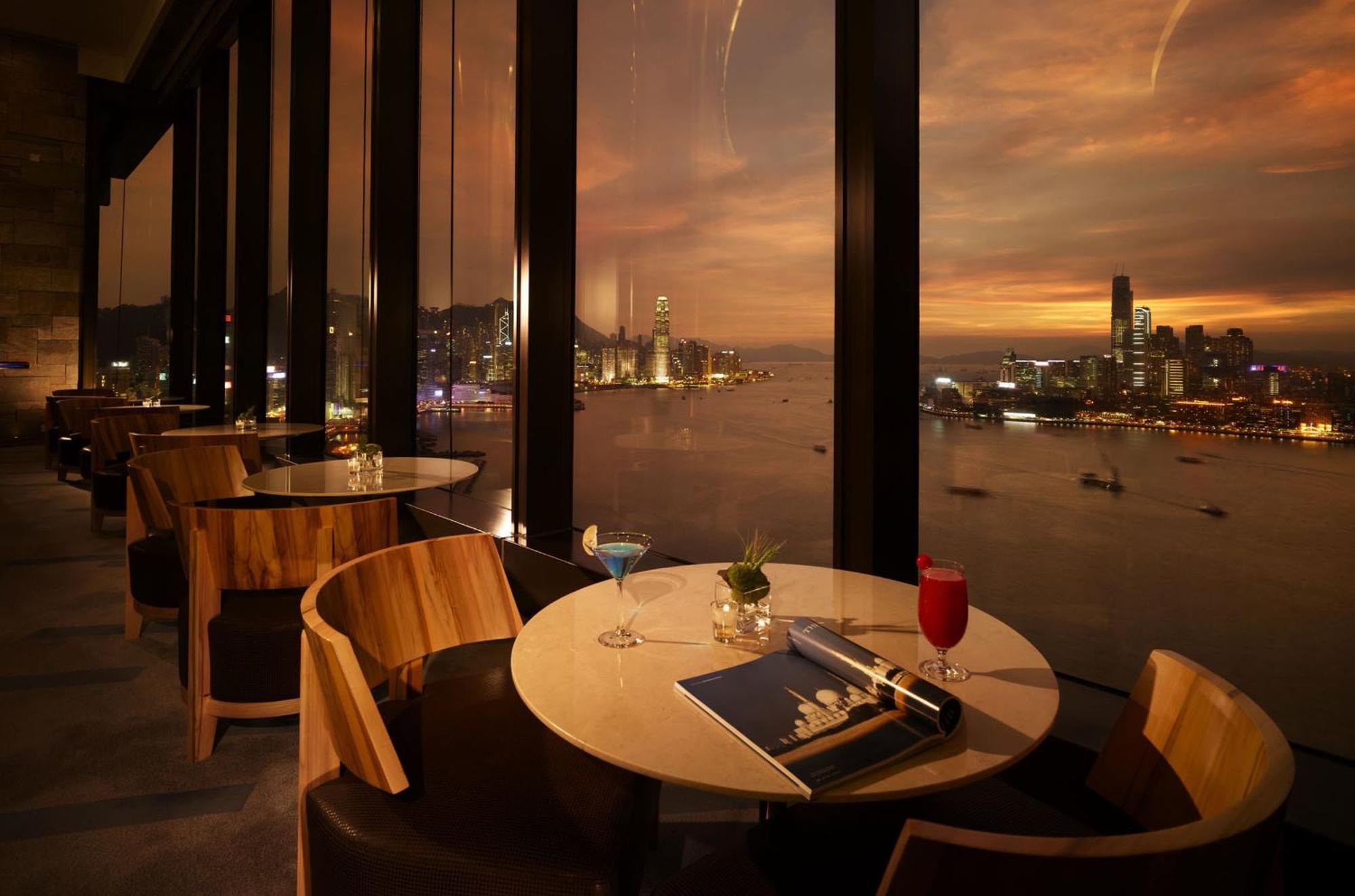 Club Premier Zimmer mit Kingsize-Bett oder 2 Einzelbetten und Hafenblick