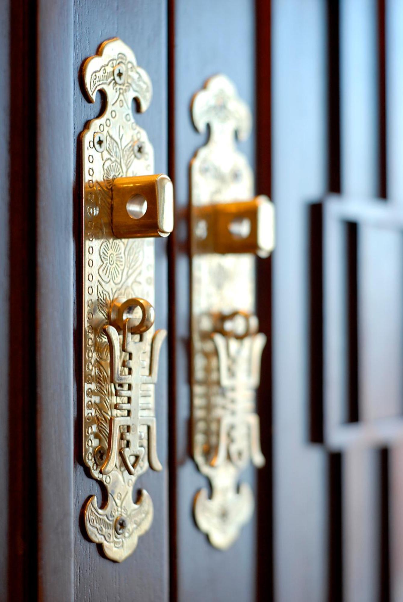 Friends and Family - Connecting City View Room