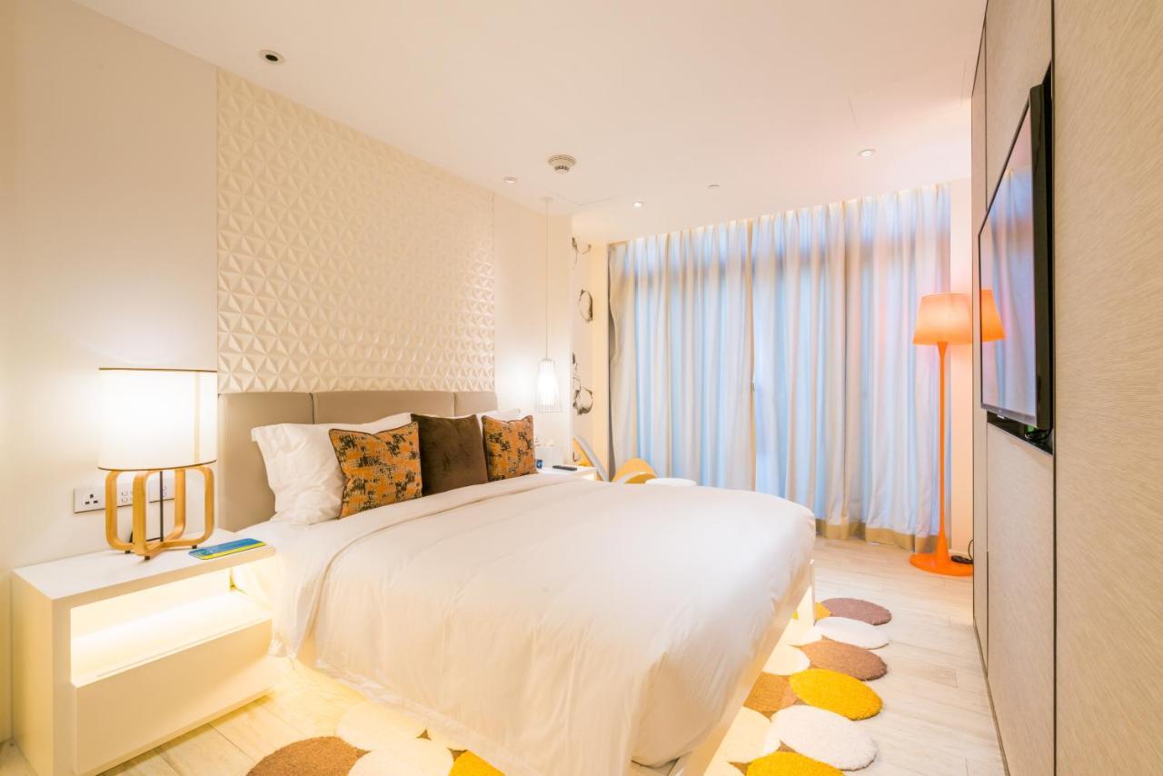 Superior Terrace,1394091896:JPEG