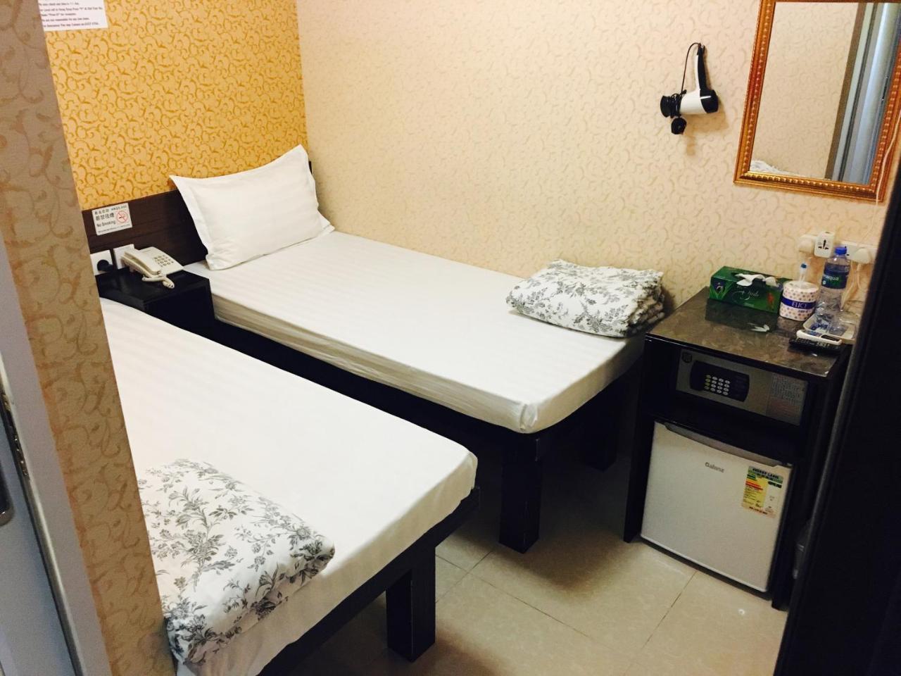 Twin Room,746142062:JPEG