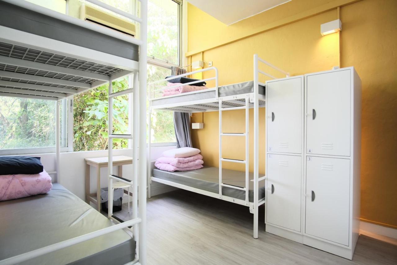 1 Bed in een Mannenslaapzaal voor 4 Personen