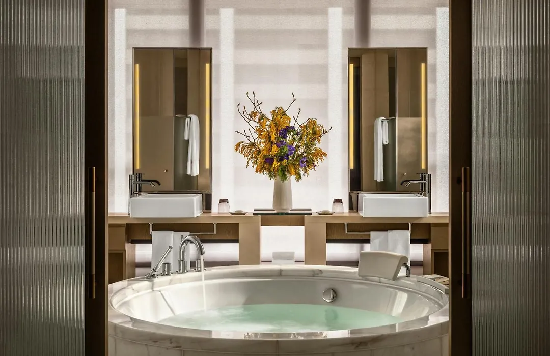 Mandarin Oriental The Landmark, Hong Kong-1