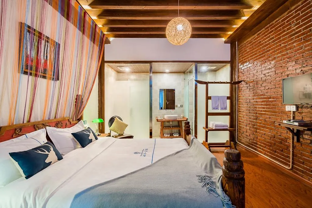 Starry Inn-1