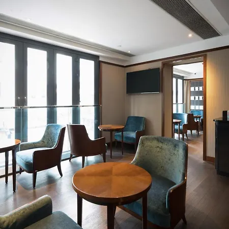 Hotel One Eighteen-2