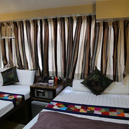 European Hostel-2