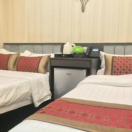 Seasons Hotel-3