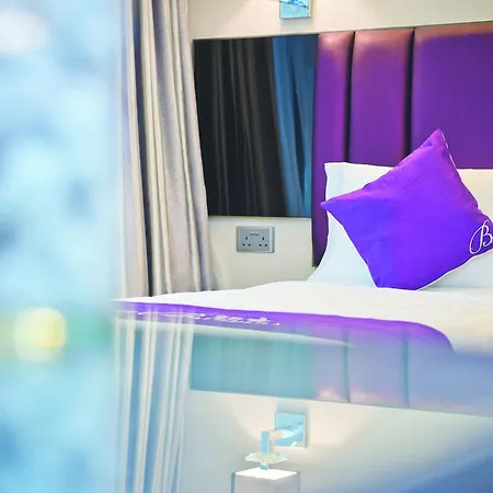 The Bauhinia Hotel - Tsim Sha Tsui-3