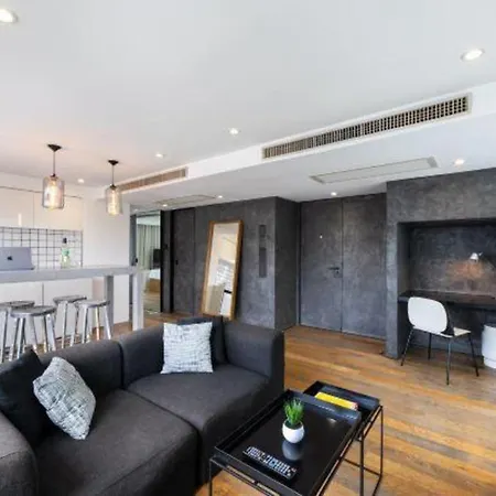 Hmlet Austin Avenue-3