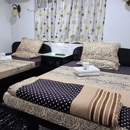 Budget Hostel Block D 10Th Floor 24 Hour Reception-2