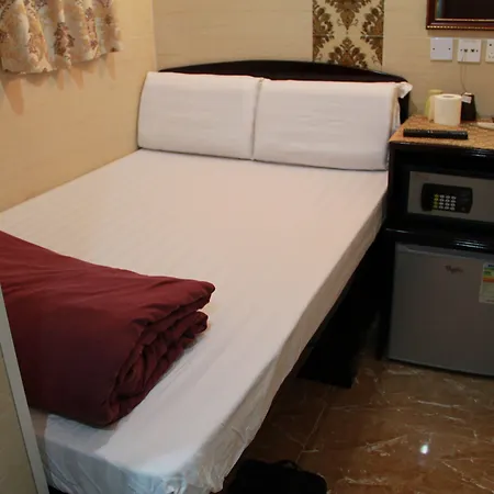 European Hostel-3