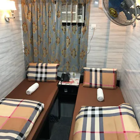 Dreamland Guest House-2
